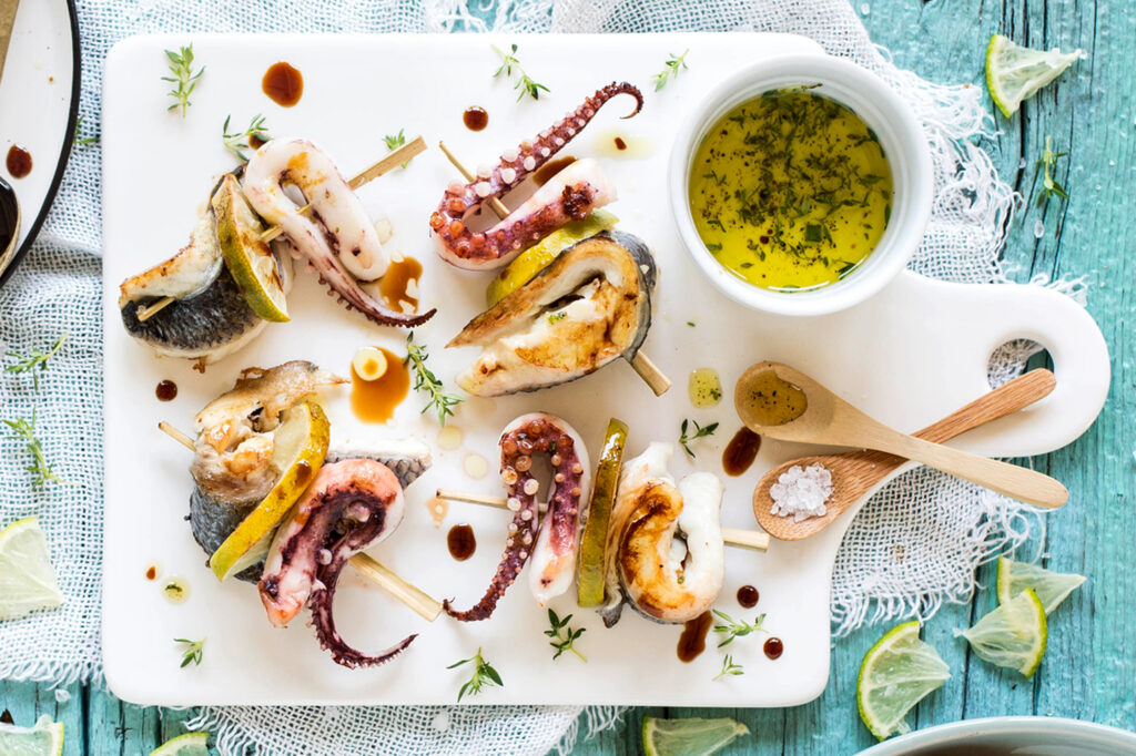 Spiedino di polpo, orata e lime