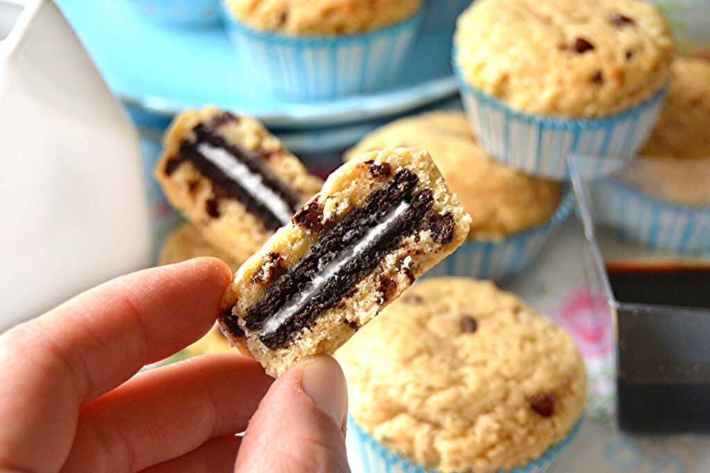 Muffin-Chocolate Chip Cookies ripieni di biscotto e profumati all'Aceto Balsamico di Modena IGP